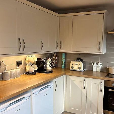 Cosy 2 Bed, Home From Home Haddenham  Экстерьер фото